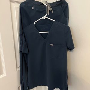 💕Final Price💕Bundles: Figs Catarina & Zamora Dark Harbor 💕